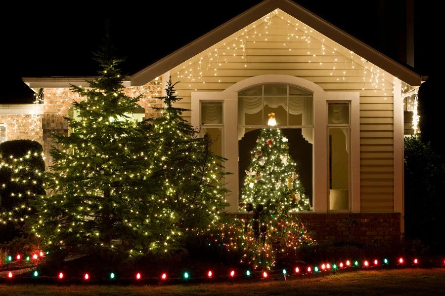 dazzling christmas lighting installation in vancouver wa